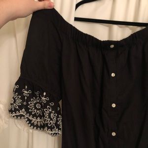 3 FOR 20 Old Navy Off the Shoulder Farmhouse Dress